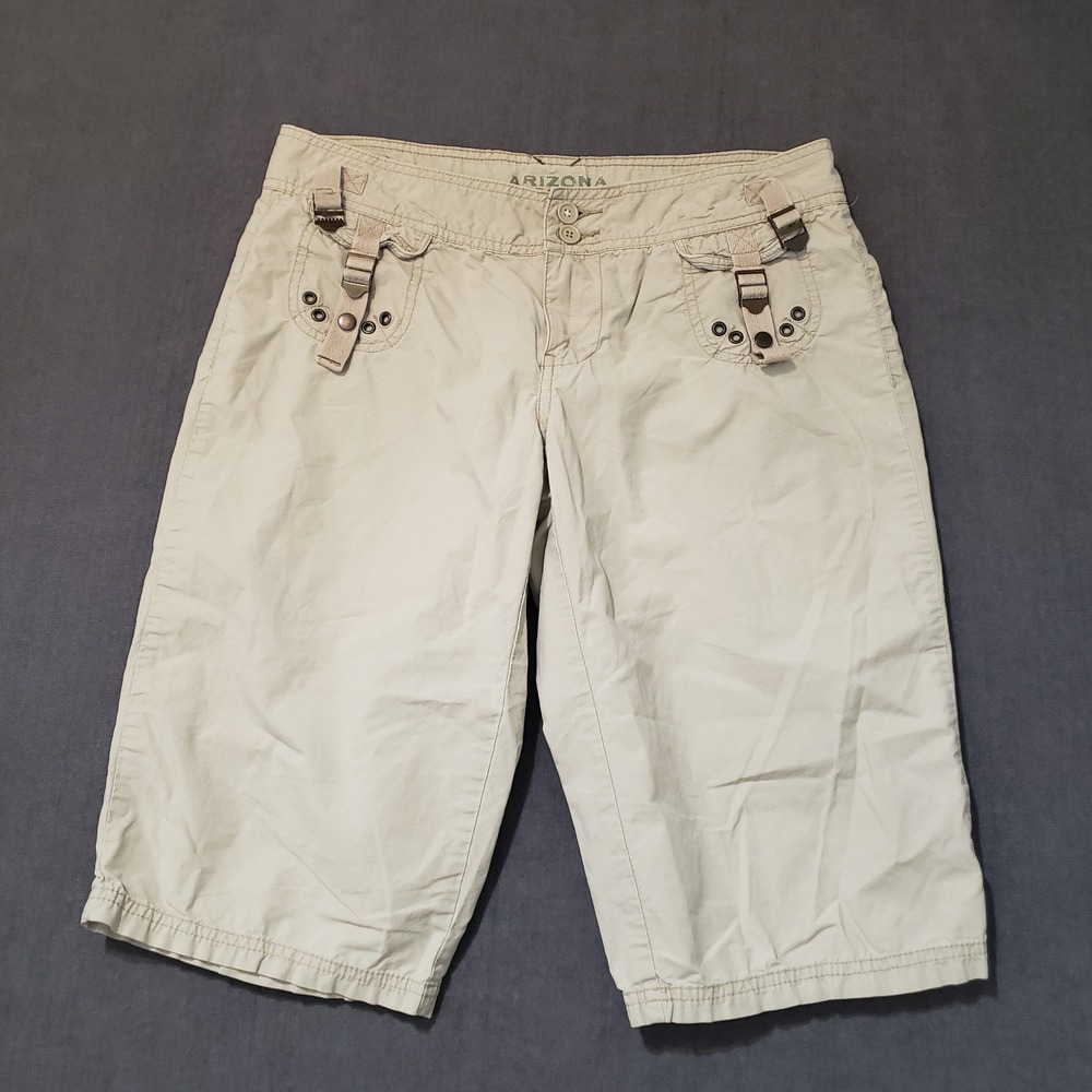 Arizona Jean Co Bermuda Shorts Womens 7‎ Khaki Utility Cargo Y2K Buckle Accent